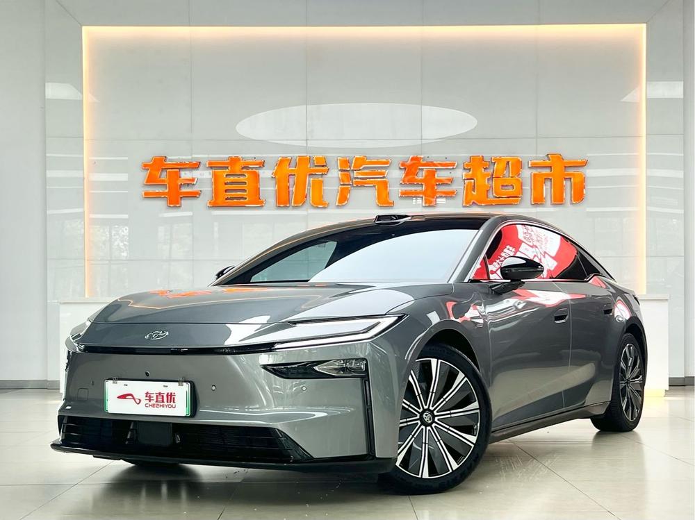 Toyota Bozhi 7