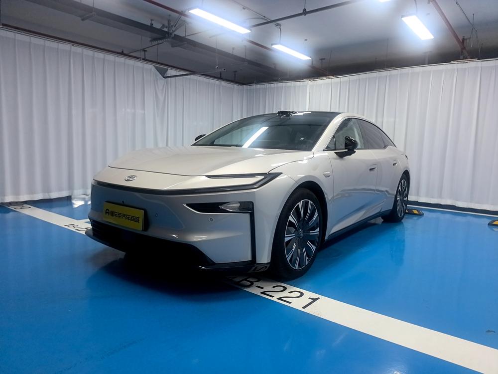 Toyota Bozhi 7