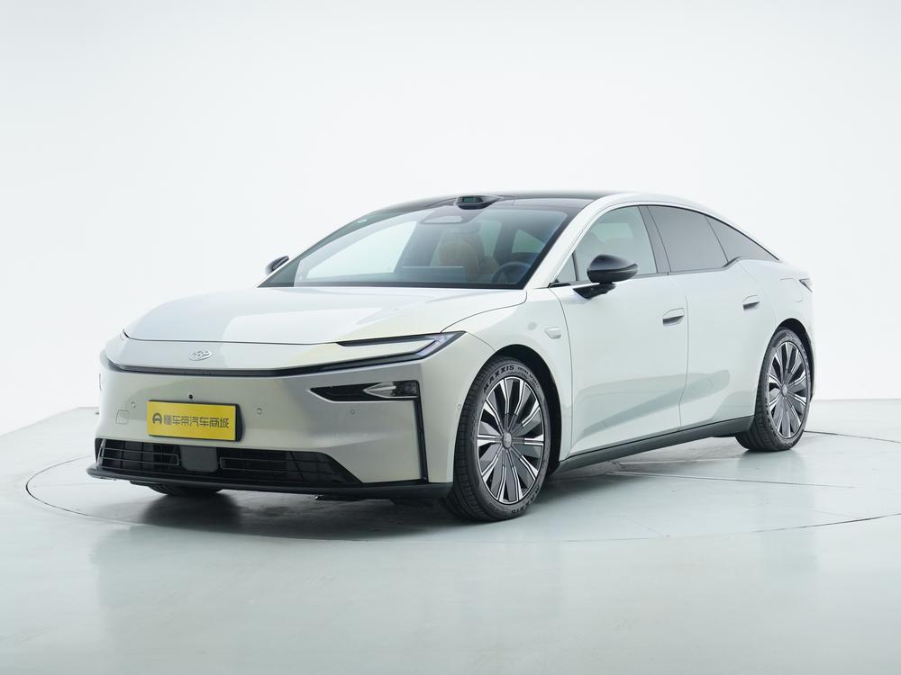 Toyota Bozhi 7