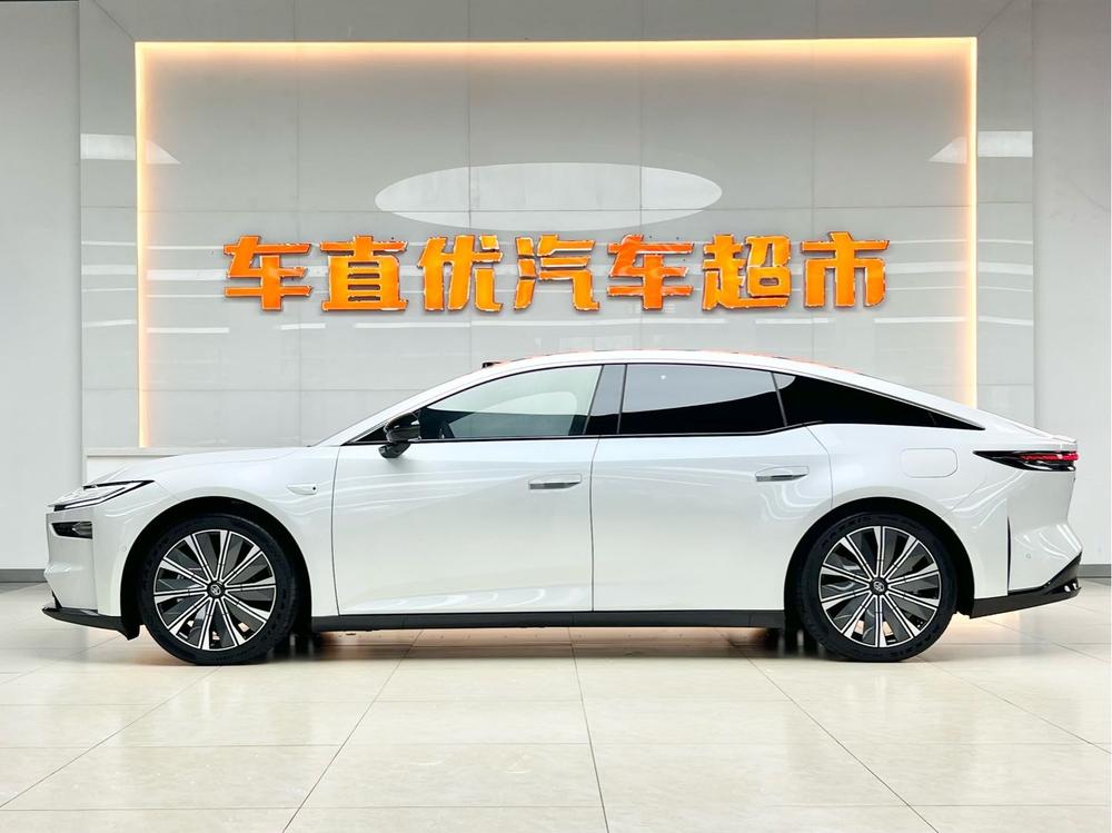 Toyota Bozhi 7