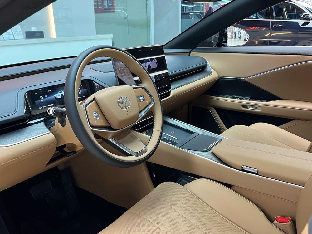 Toyota Bozhi 7