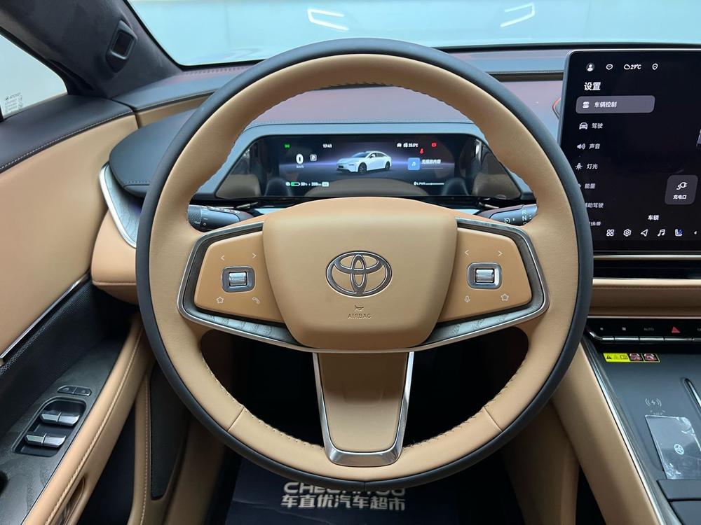Toyota Bozhi 7