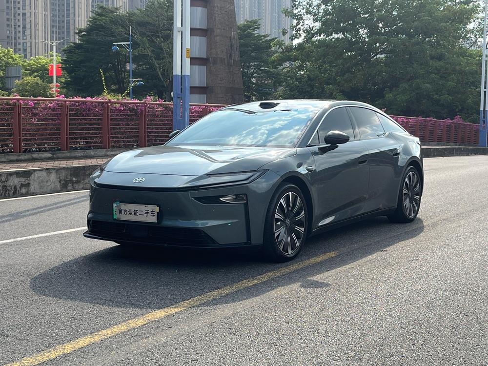 Toyota Bozhi 7