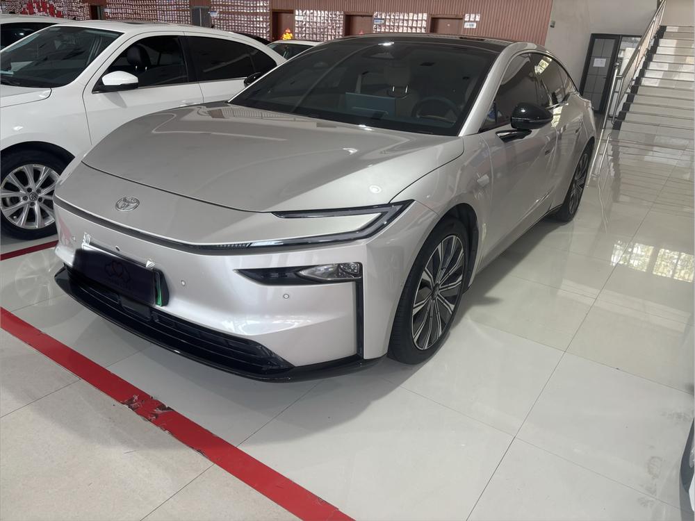 Toyota Bozhi 7
