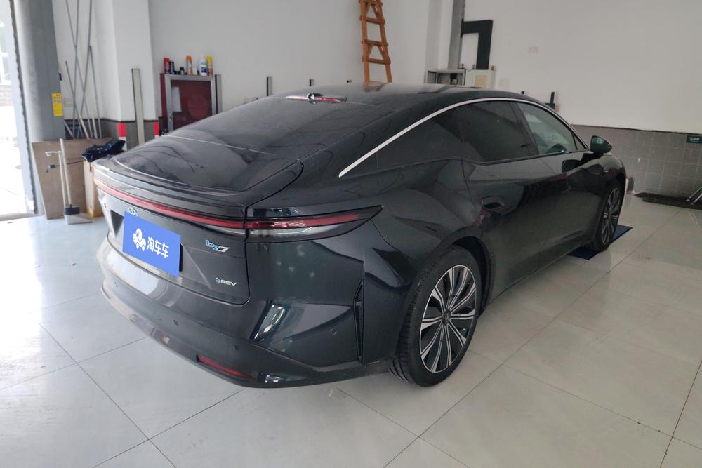 Toyota Bozhi 7