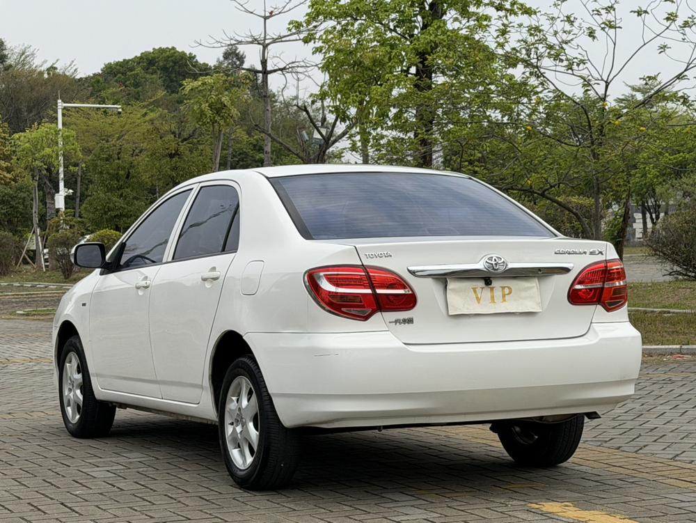 Toyota Corolla EX