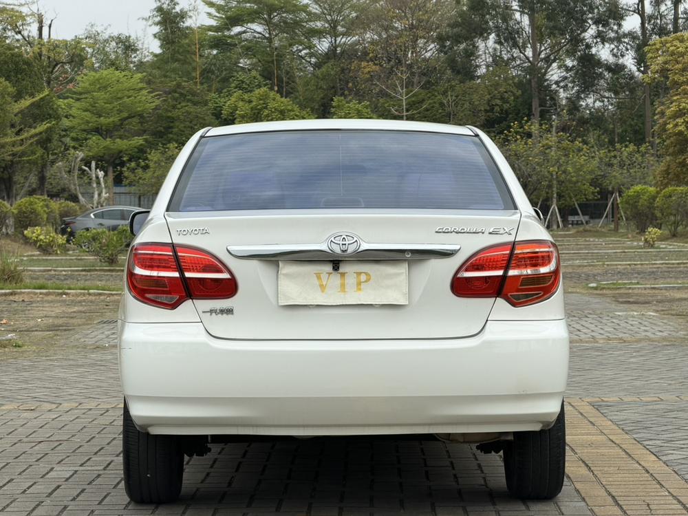 Toyota Corolla EX