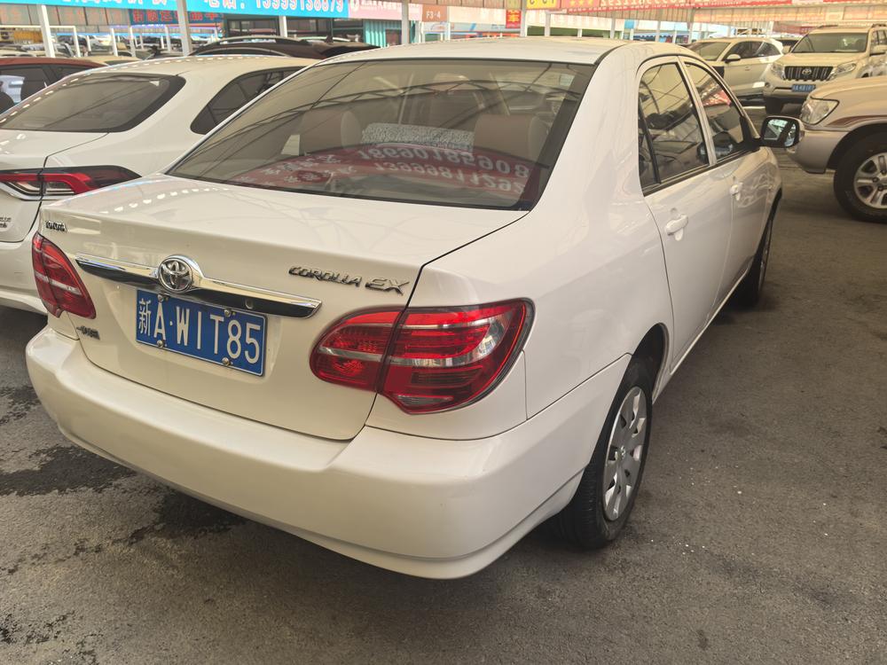 Toyota Corolla EX