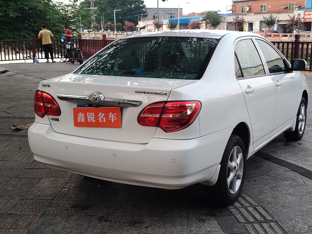 Toyota Corolla EX