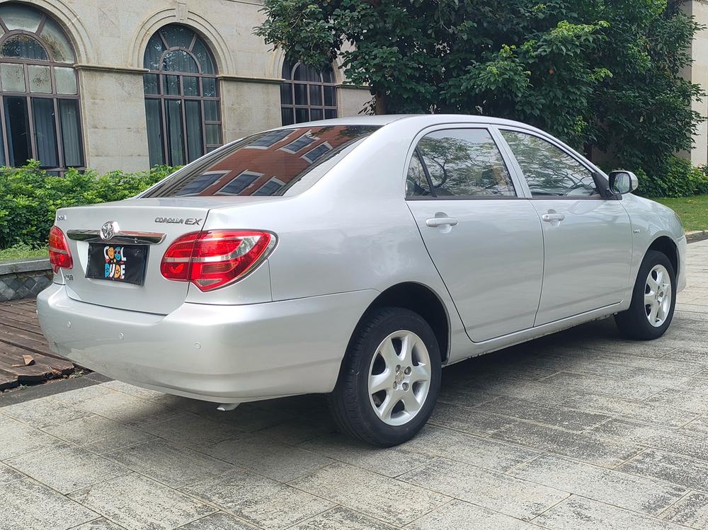Toyota Corolla EX