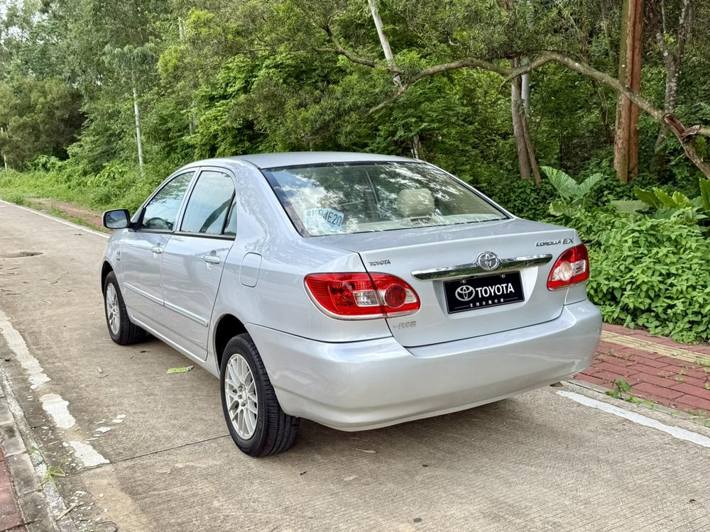 Toyota Corolla EX