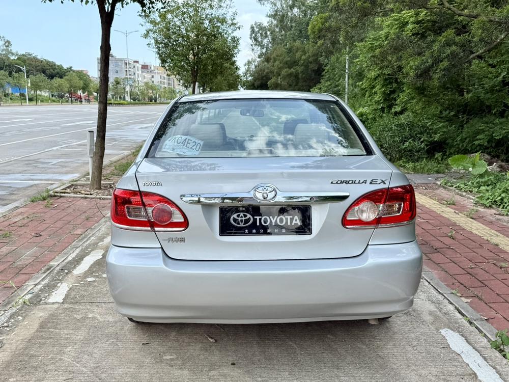 Toyota Corolla EX