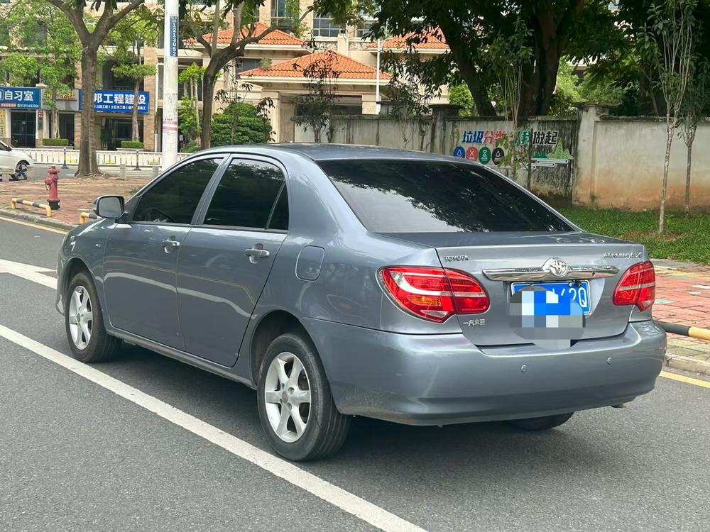 Toyota Corolla EX