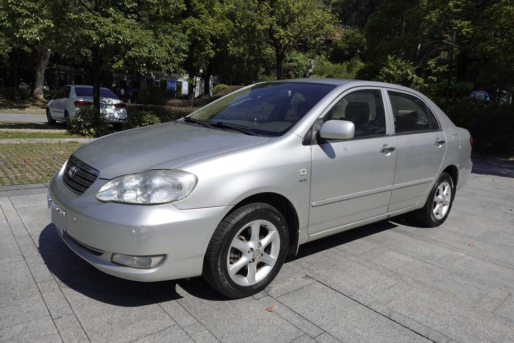 Toyota Corolla EX