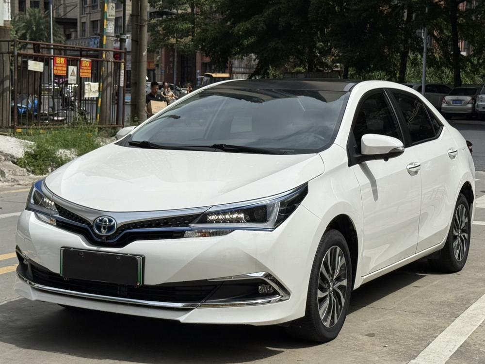 Toyota Corolla Hybrid E+