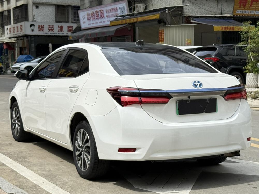 Toyota Corolla Hybrid E+