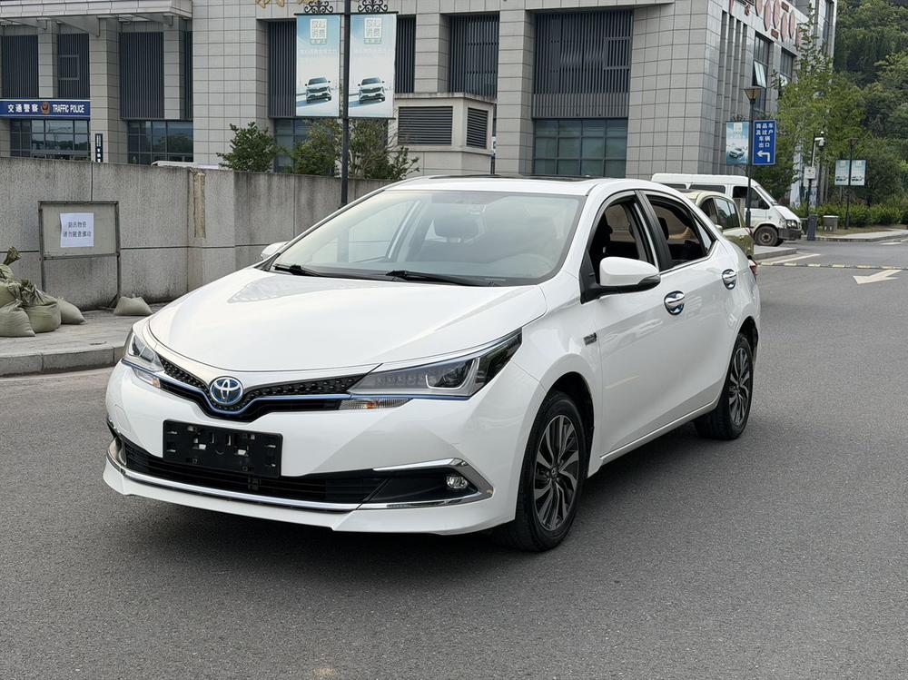 Toyota Corolla Hybrid E+