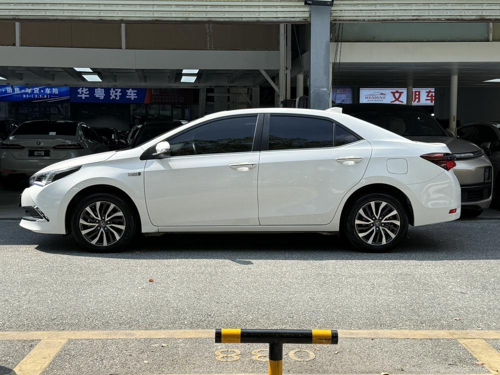 Toyota Corolla Hybrid E+