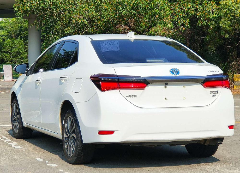 Toyota Corolla Hybrid E+
