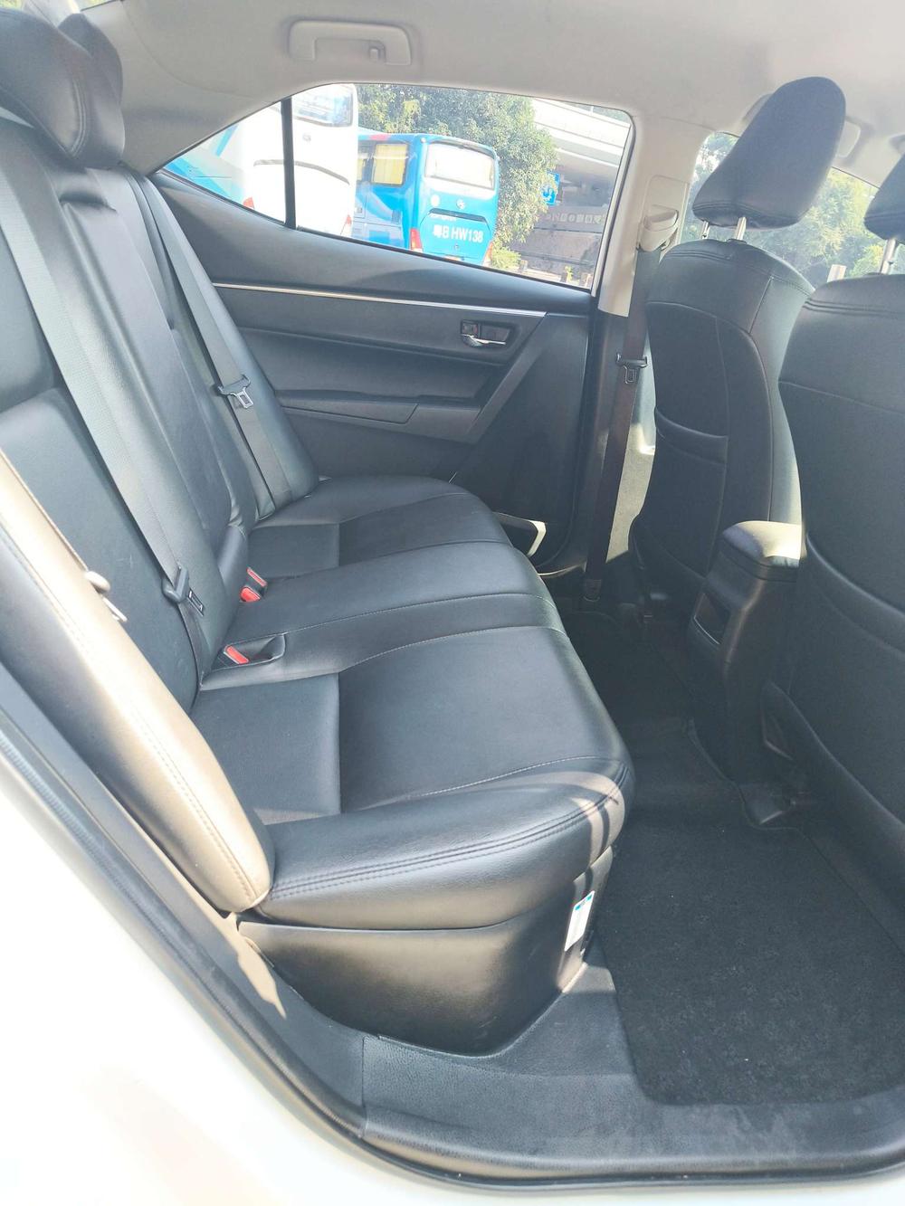 Toyota Corolla Hybrid E+