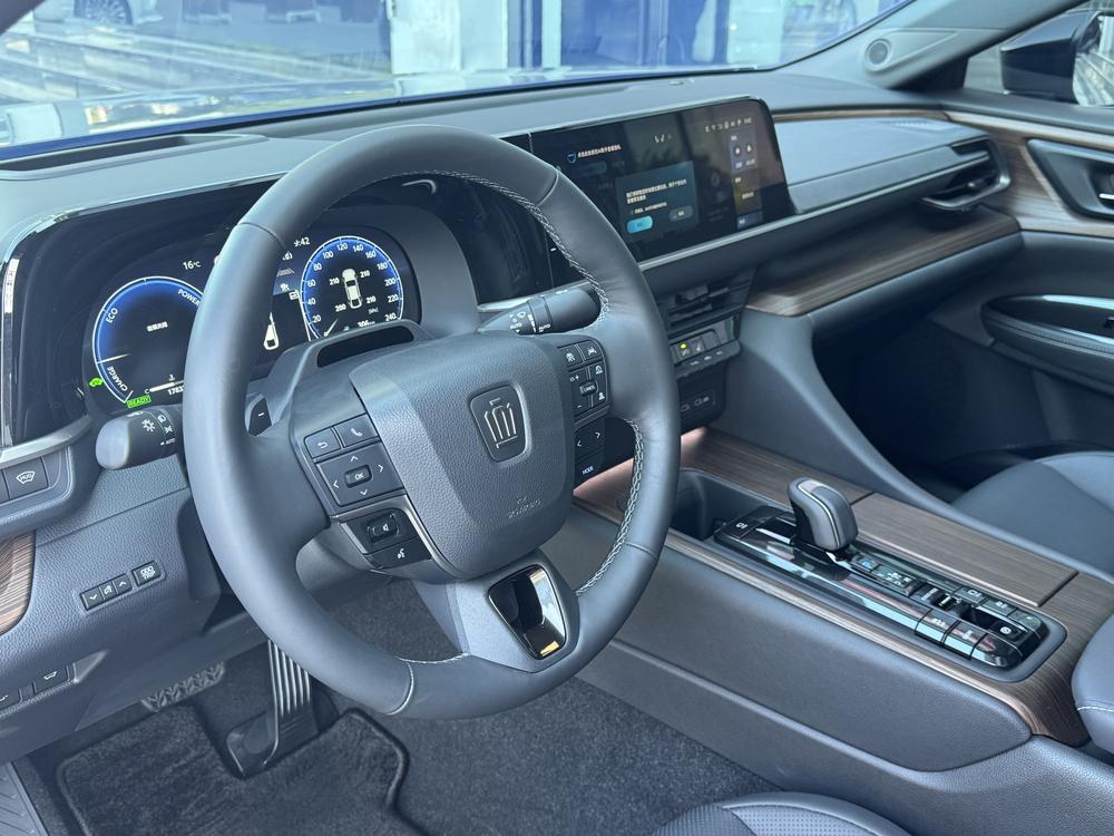 Toyota Crown (Import)