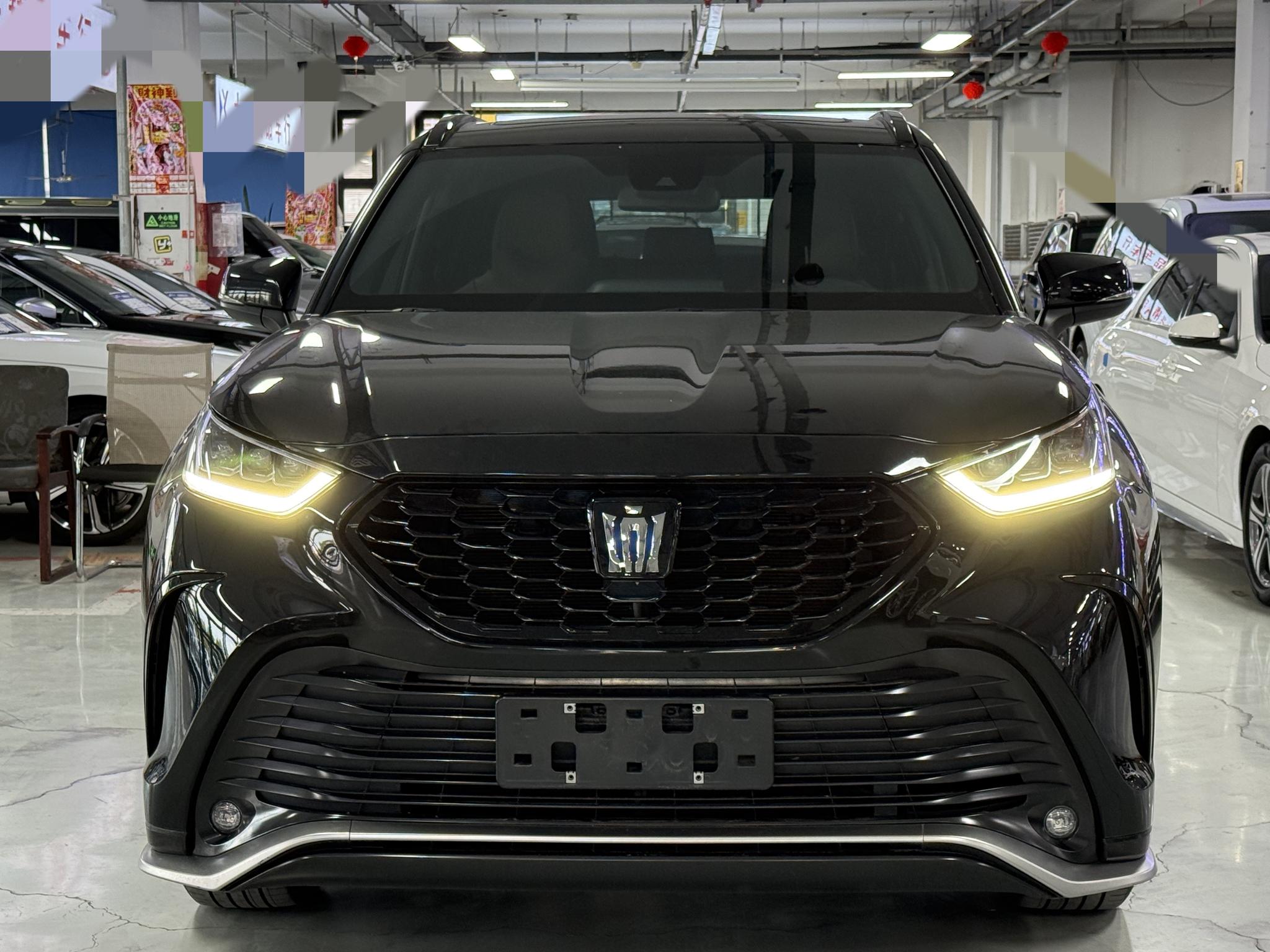 Toyota Crown Kluger