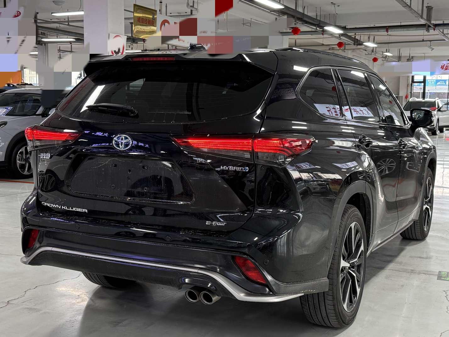 Toyota Crown Kluger