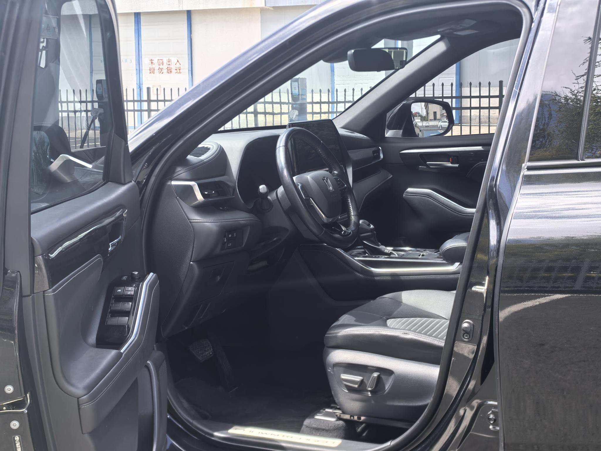 Toyota Crown Kluger