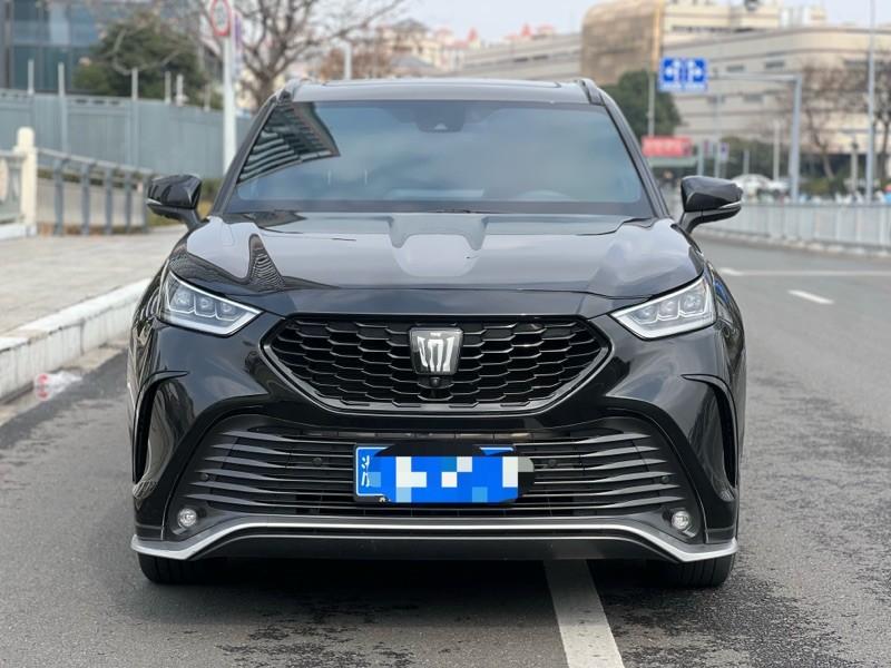 Toyota Crown Kluger