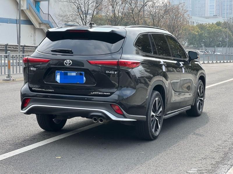 Toyota Crown Kluger