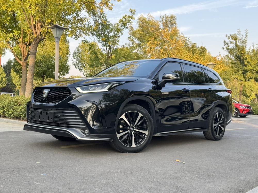 Toyota Crown Kluger