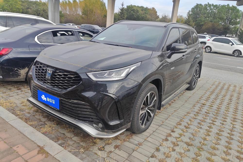 Toyota Crown Kluger
