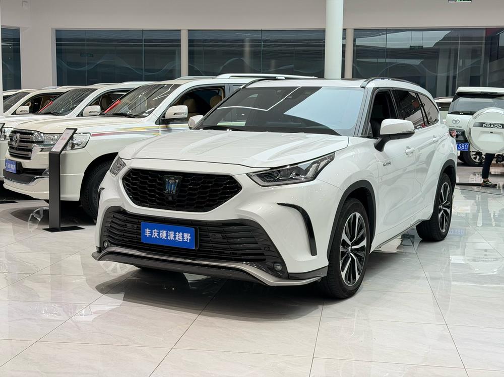 Toyota Crown Kluger