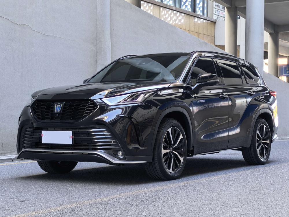 Toyota Crown Kluger