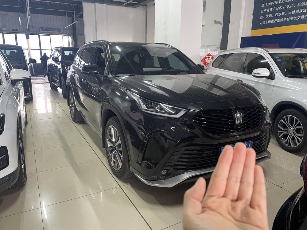 Toyota Crown Kluger