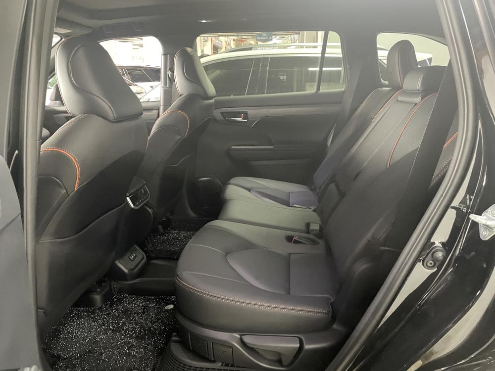 Toyota Crown Kluger