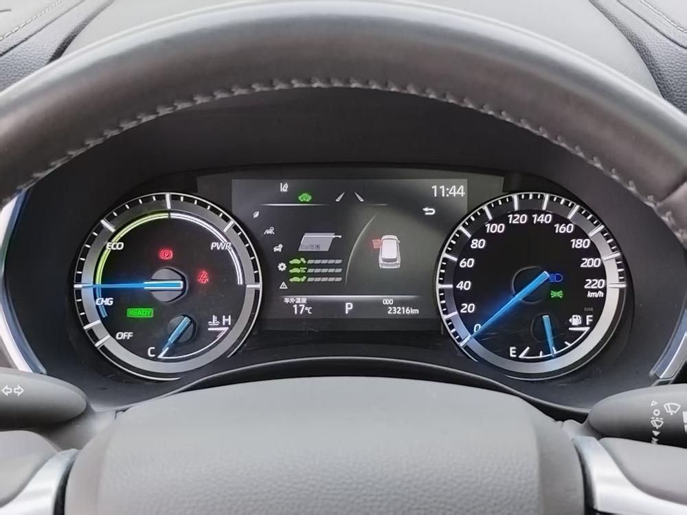 Toyota Crown Kluger