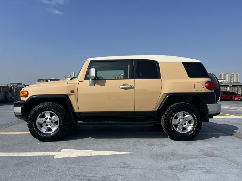 Toyota FJ Cruiser