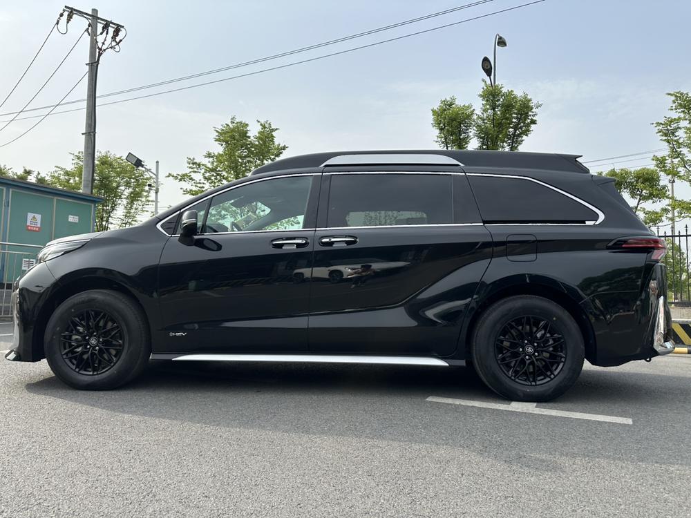 Toyota Granvia