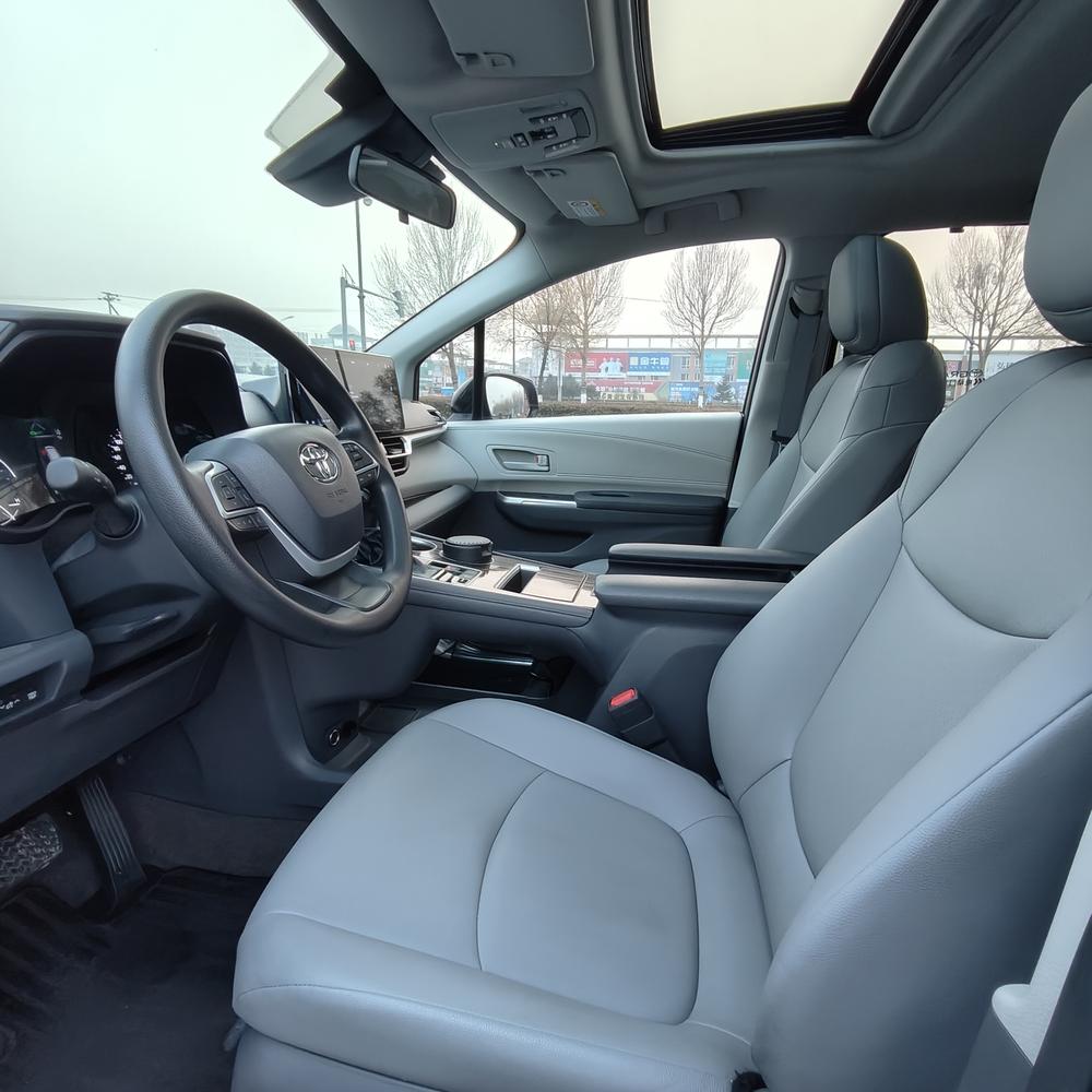 Toyota Granvia