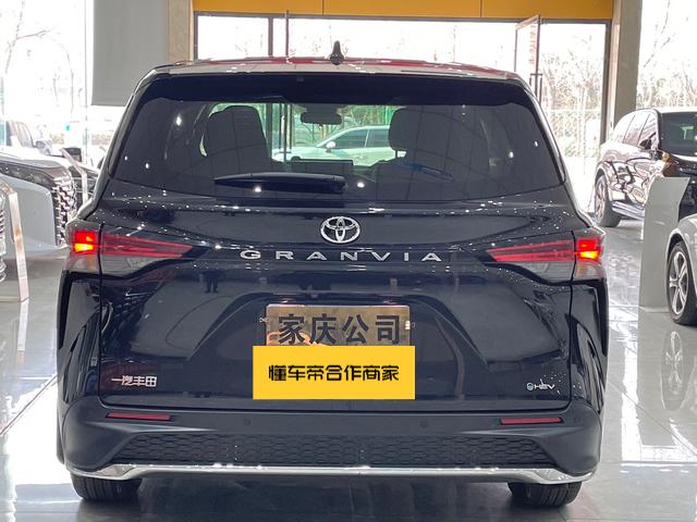 Toyota Granvia