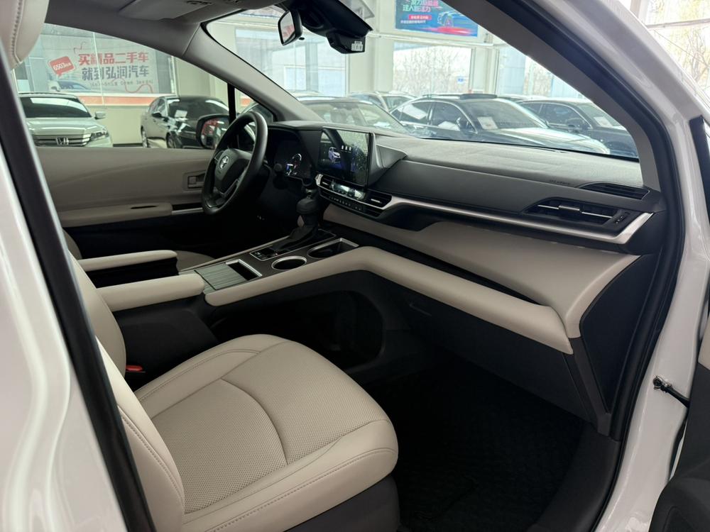Toyota Granvia