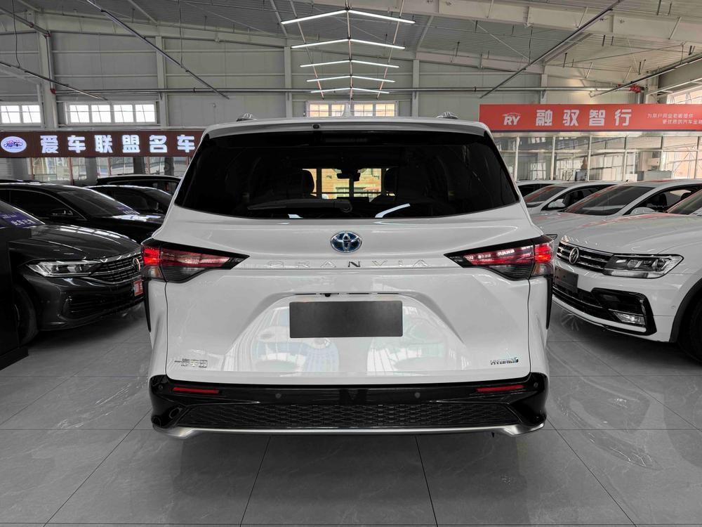Toyota Granvia