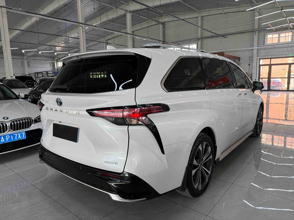 Toyota Granvia