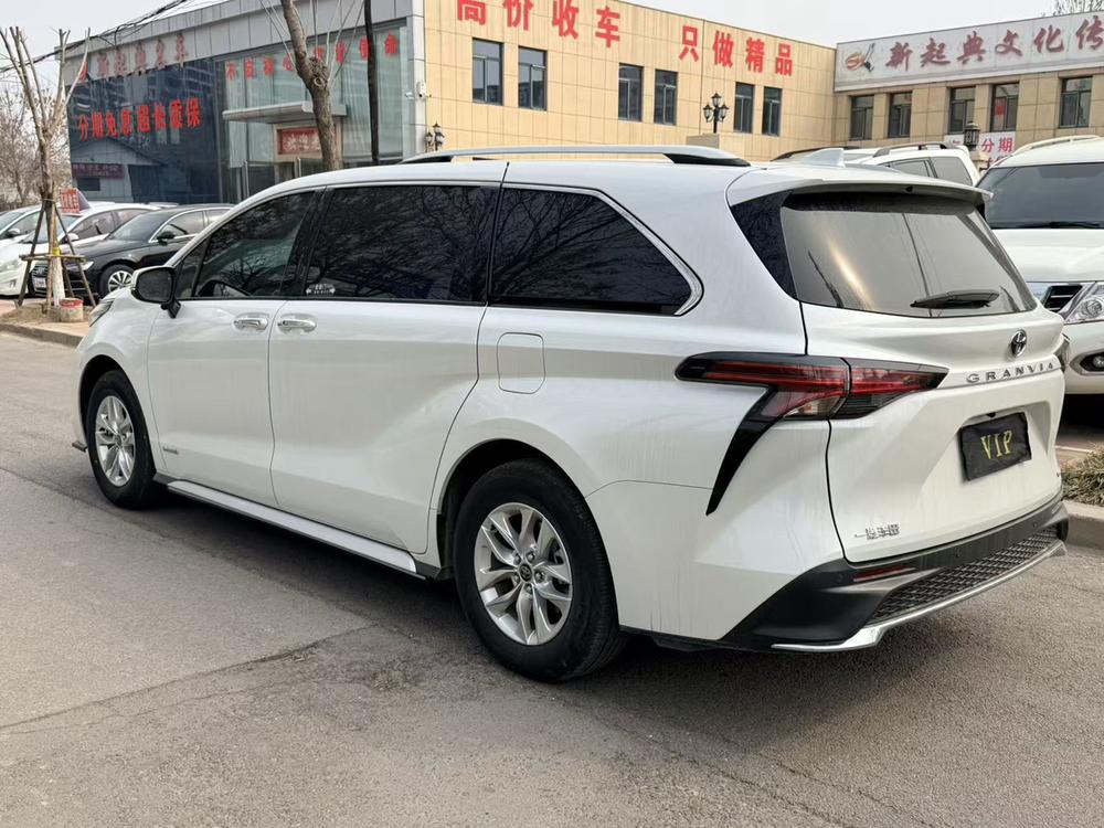 Toyota Granvia