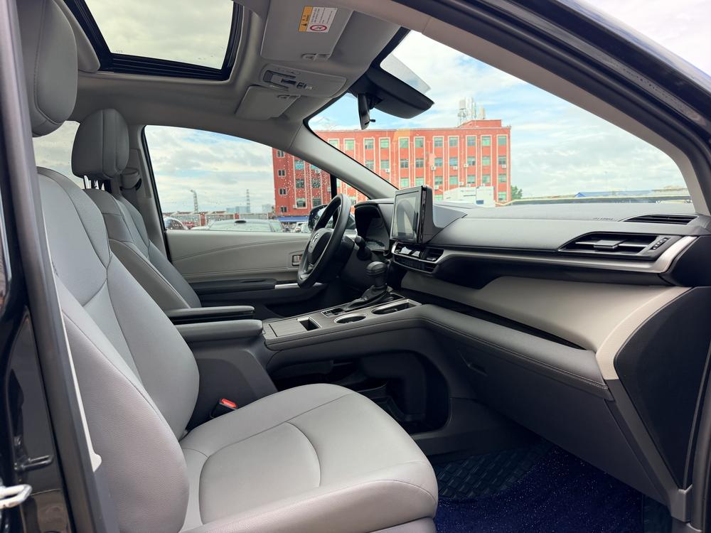 Toyota Granvia