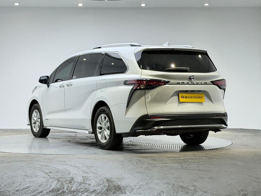 Toyota Granvia
