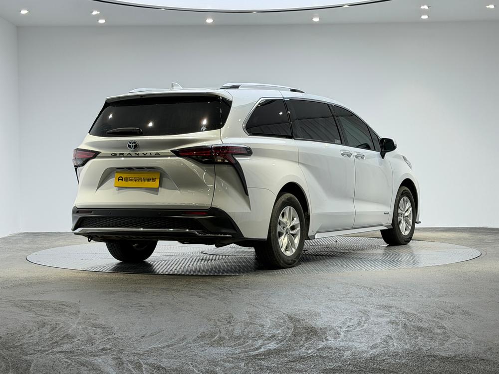 Toyota Granvia
