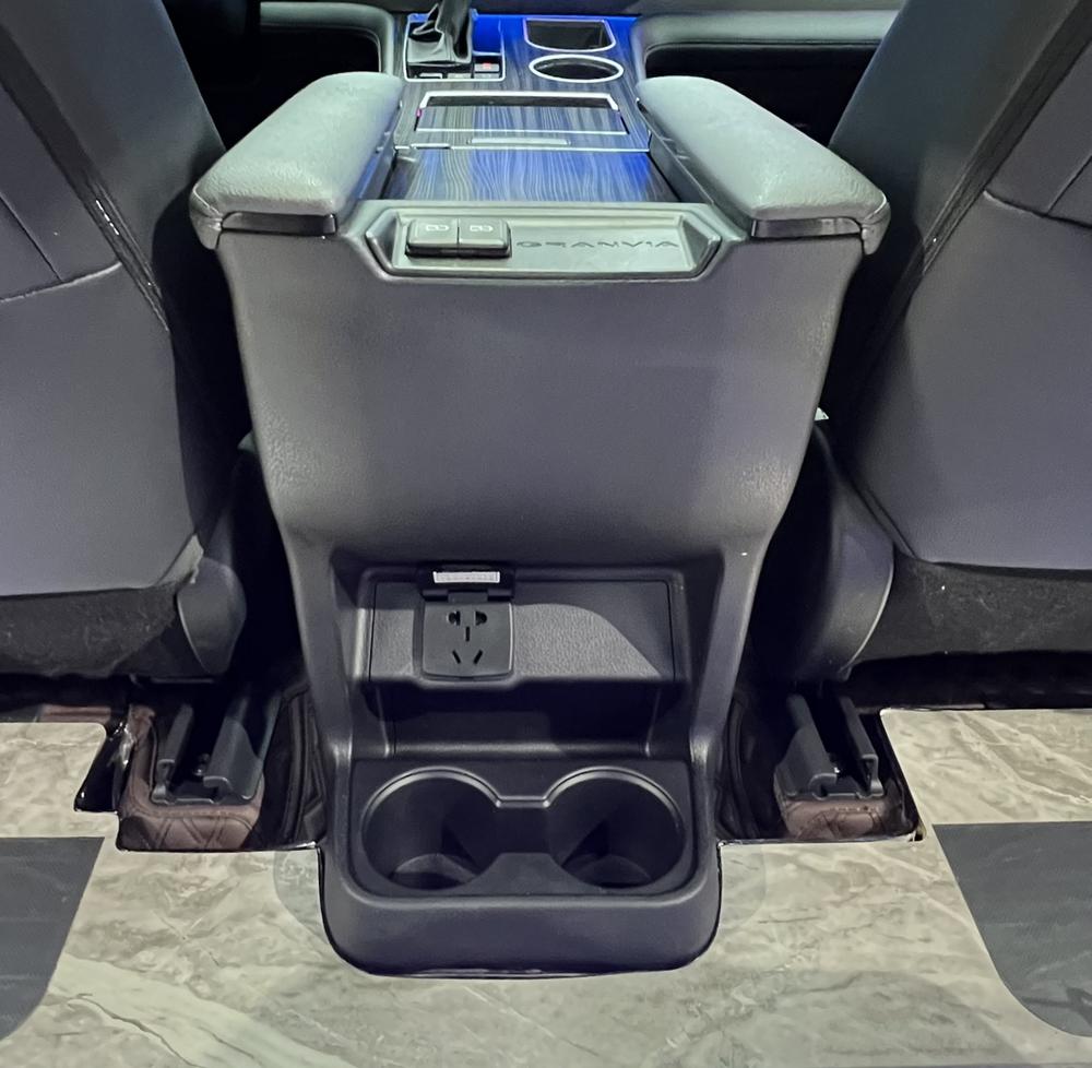 Toyota Granvia