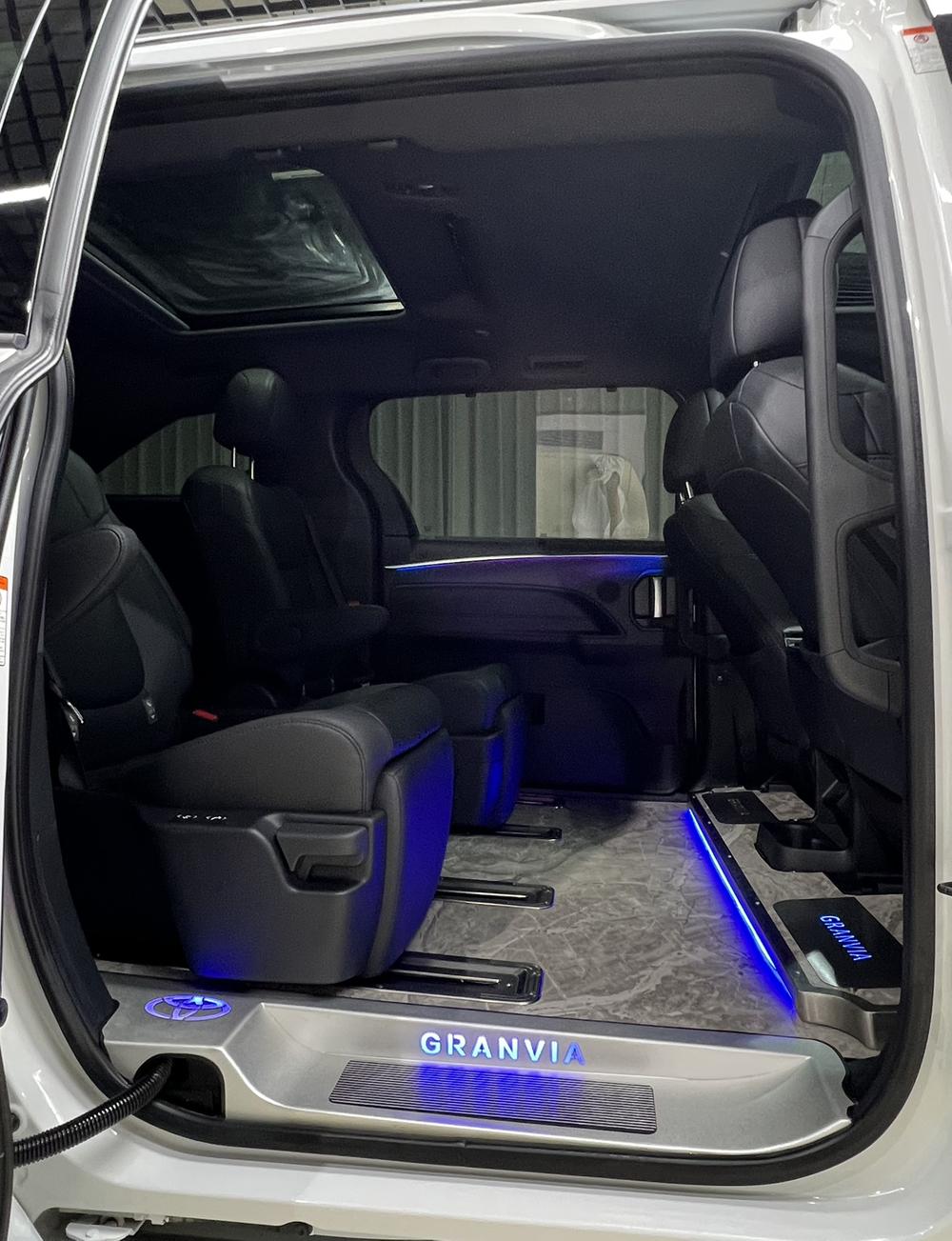 Toyota Granvia